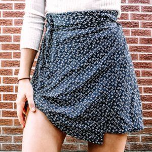 Brandy Melville Floral Wrap Skirt